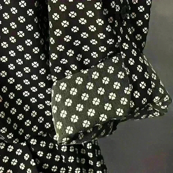 Ann Taylor Loft Clover Heart Roll-Tab Romper - Picture 3 of 12